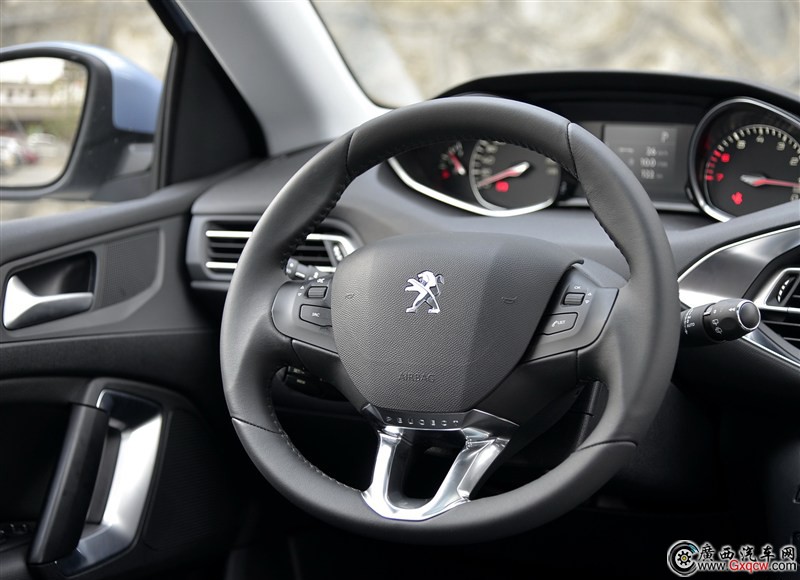 308S܇ (ni)D
