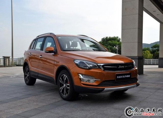 Ϧ ԃrȴgSUV]